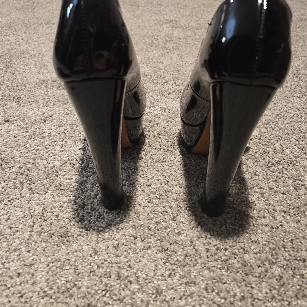 Sexy Black Women's Mary Jane Heels - Picture 3 of 5